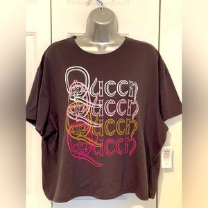 Torrid NWT Queen Tshirt SZ 1